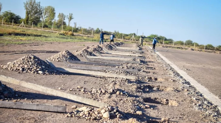 En 25 de Mayo retomaron la obra del primer complejo deportivo en la comuna