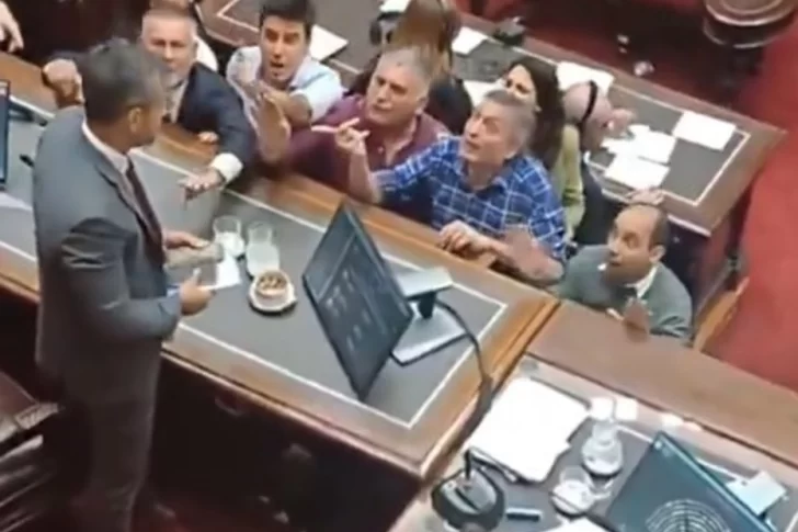 Revés para Milei en Diputados por el escándalo del Criptogate