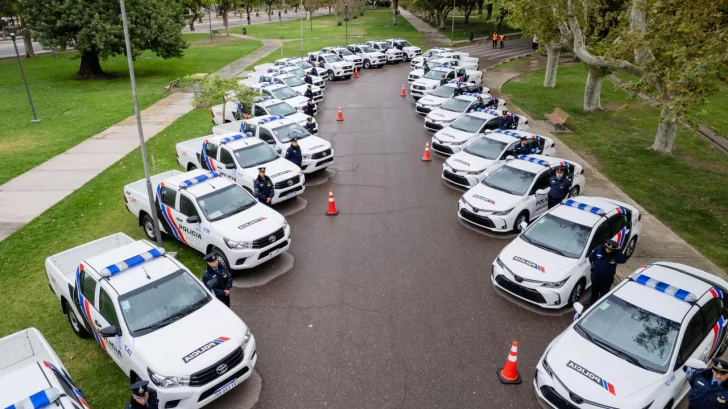 Policía: tanda de designaciones y equipamiento, puntapié para nuevos refuerzos en seguridad