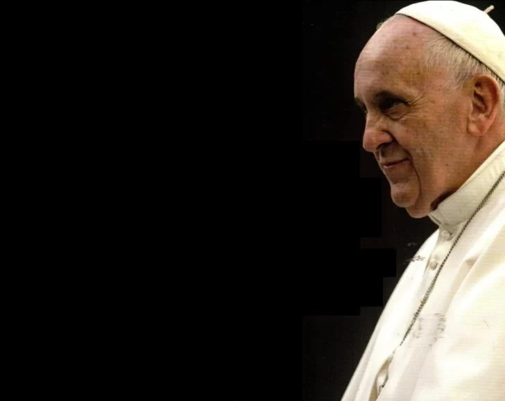 El Papa estuvo dos veces a punto morir, reveló su médico personal