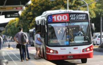 La UTA amenaza con un paro de colectivos para el final de la semana sino llega a un acuerdo salarial La UTA amenaza con un paro de colectivos para el final de la semana sino llega a un acuerdo salarial