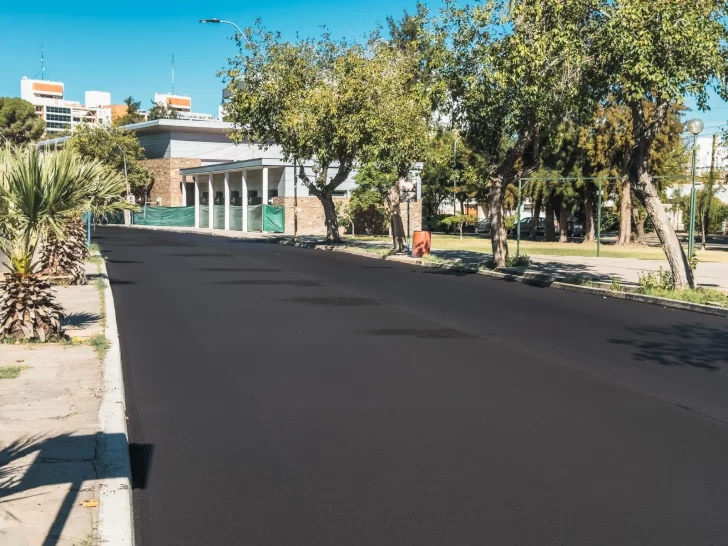 Así quedó el tramo de Avenida Libertador que será habilitado provisoriamente este lunes tras la repavimentación Así quedó el tramo de Avenida Libertador que será habilitado provisoriamente este lunes tras la repavimentación