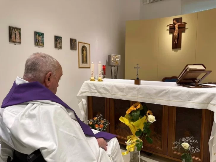 El Papa Francisco envió una carta desde el hospital: “La guerra es absurda”