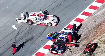 Brutal accidente en el TC que terminó con Mazzacane y Carinelli hospitalizados Brutal accidente en el TC que terminó con Mazzacane y Carinelli hospitalizados