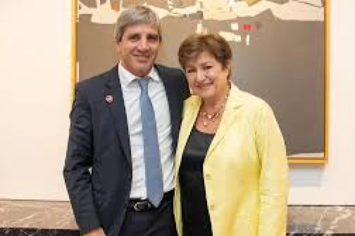 Revelan monto del acuerdo con el FMI y Milei niega devaluación