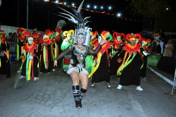 Cierre del Carnaval de la Vendimia y la Familia en 9 de julio Cierre del Carnaval de la Vendimia y la Familia en 9 de julio