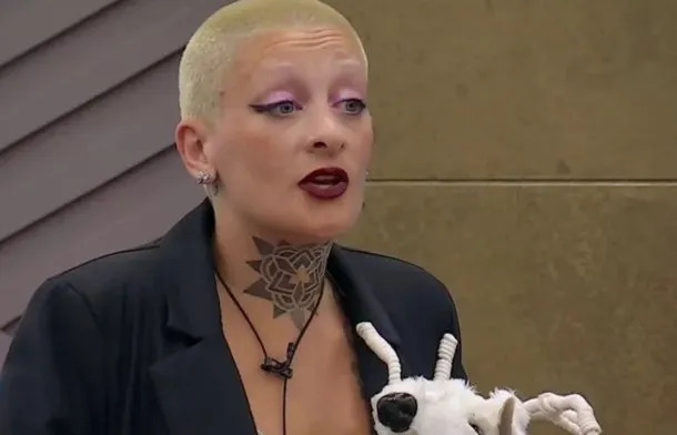 A días de haber entrado, Furia abandonó la casa de Gran Hermano A días de haber entrado, Furia abandonó la casa de Gran Hermano