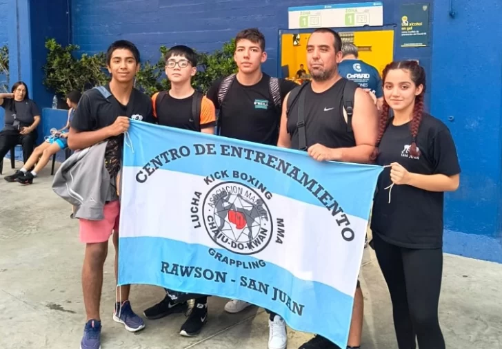 Sanjuaninos participaron con éxito en un selectivo nacional de lucha en La Bombonera Sanjuaninos participaron con éxito en un selectivo nacional de lucha en La Bombonera