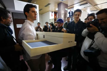 Juicio por Maradona: declaró uno de los primeros policías que ingresó a la casa y describió cómo lo vio Juicio por Maradona: declaró uno de los primeros policías que ingresó a la casa y describió cómo lo vio