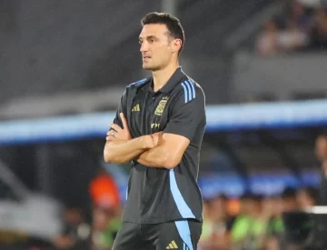 Scaloni confirmó la lista definitiva de la Selección: sin Correa ni Medina y con Messi de regreso Scaloni confirmó la lista definitiva de la Selección: sin Correa ni Medina y con Messi de regreso