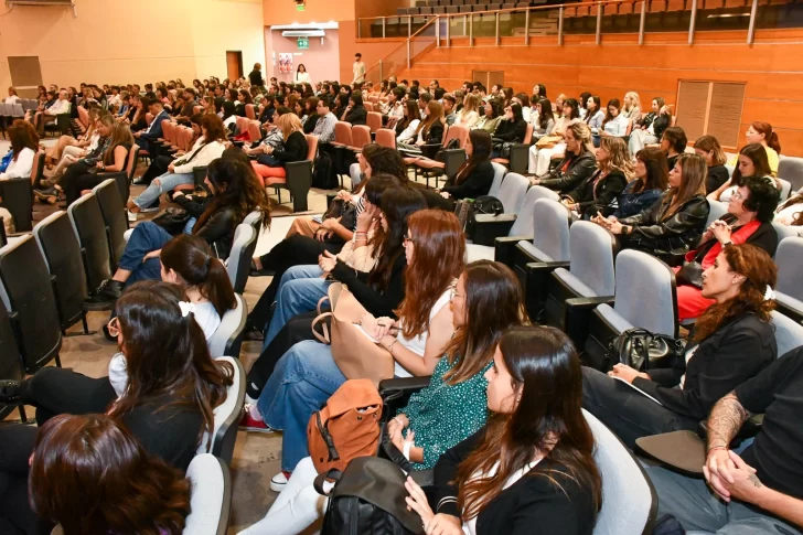 Más de 400 personas asistieron al Primer Simposio de Rehabilitación Neurológica Más de 400 personas asistieron al Primer Simposio de Rehabilitación Neurológica