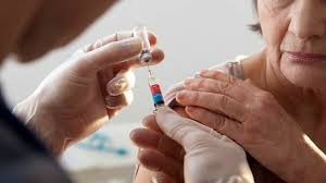 Dan inicio a la vacunación contra la gripe