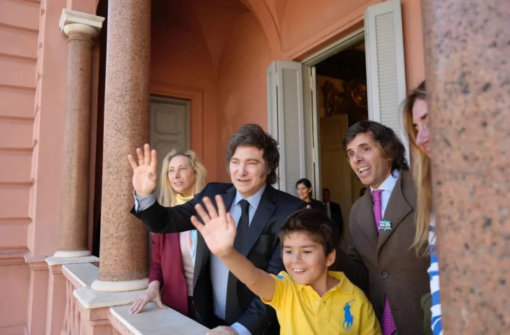 Sueño cumplido para un  chico de 10, fan de Milei