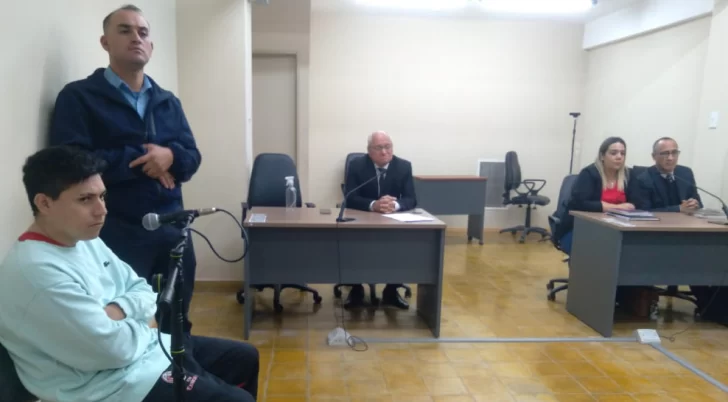 Lo acusaban de intentar matar a un policía, pero le cambian los delitos y quedaría libre