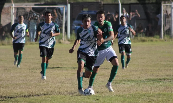 Defensores y Arbol Verde, con ventaja