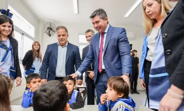 DCC040425-003F02-728x439