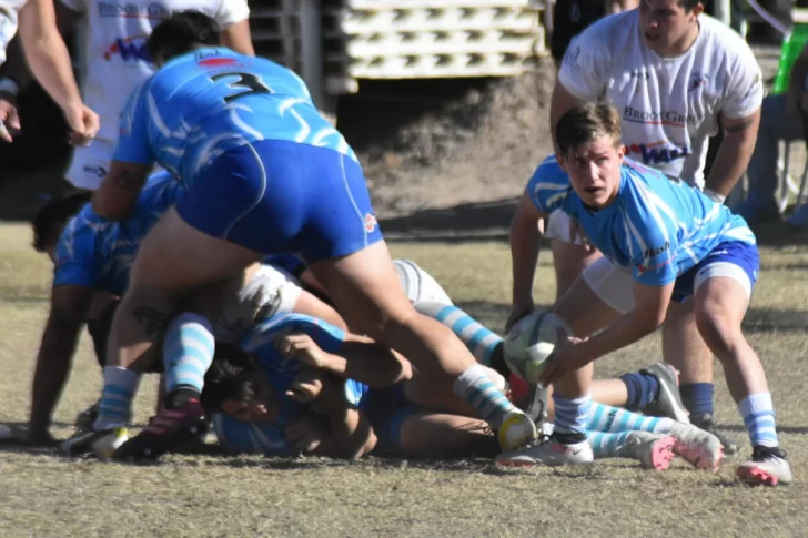 Universidad recibe hoy al Mendoza RC