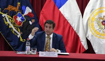 DCC060425-006F07-728x421