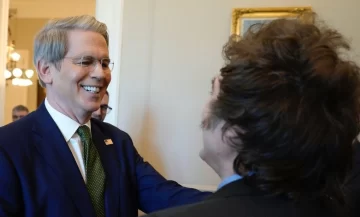 DCC150425-006F02-728x439