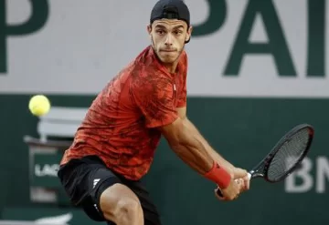 Cerúndolo y Navone, en complejos debuts