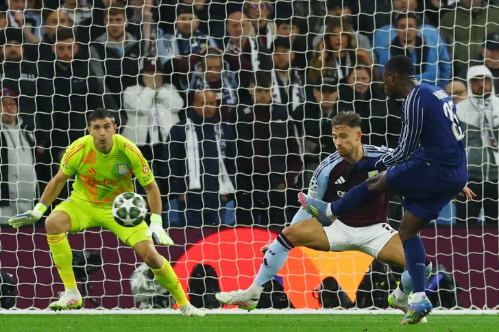 Dibu Martínez se quedó afuera