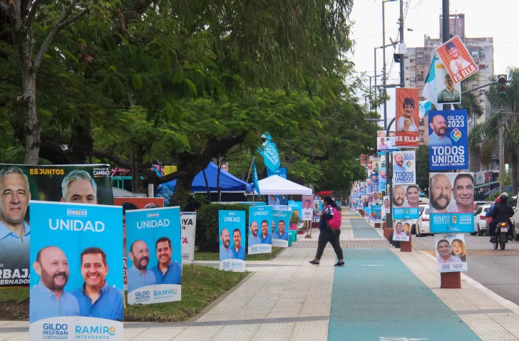 Insfrán desdobla las elecciones