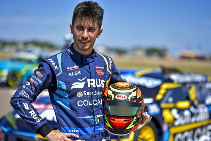 Tobías, desde atrás