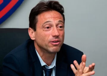 Moretti, acorralado y de licencia, se autodenunció