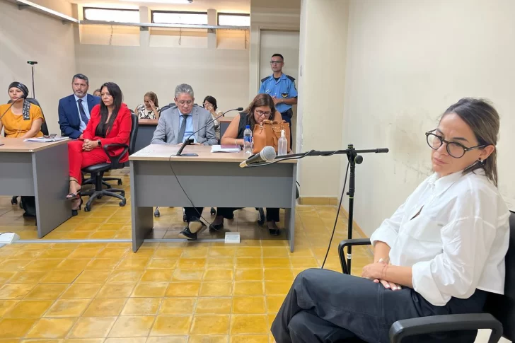 Odontóloga castigada por sacar 10 dientes de más, ya pide su absolución ante la Corte