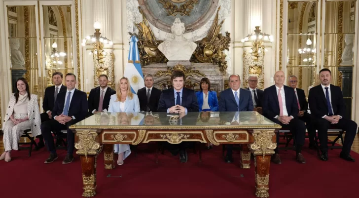 El Gobierno criticó a la CGT: “Es uno de los últimos coletazos de quienes viven de la extorsión y el apriete”