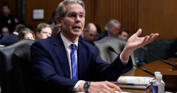 Un funcionario clave de Trump visitará la Argentina el 14 de abril