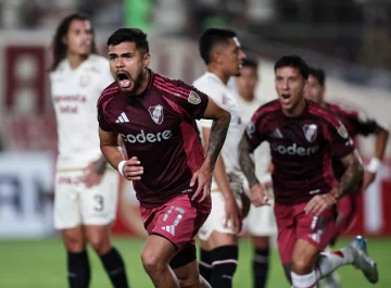 River Plate arrancó derecho en Perú