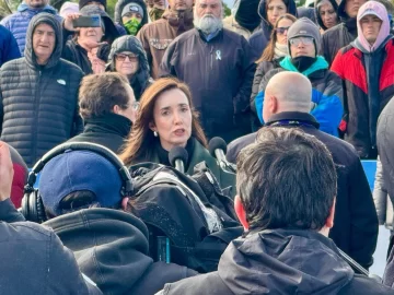 Villarruel en Ushuaia: “La causa Malvinas es la única prenda de unidad de nuestra Nación” Villarruel en Ushuaia: “La causa Malvinas es la única prenda de unidad de nuestra Nación”