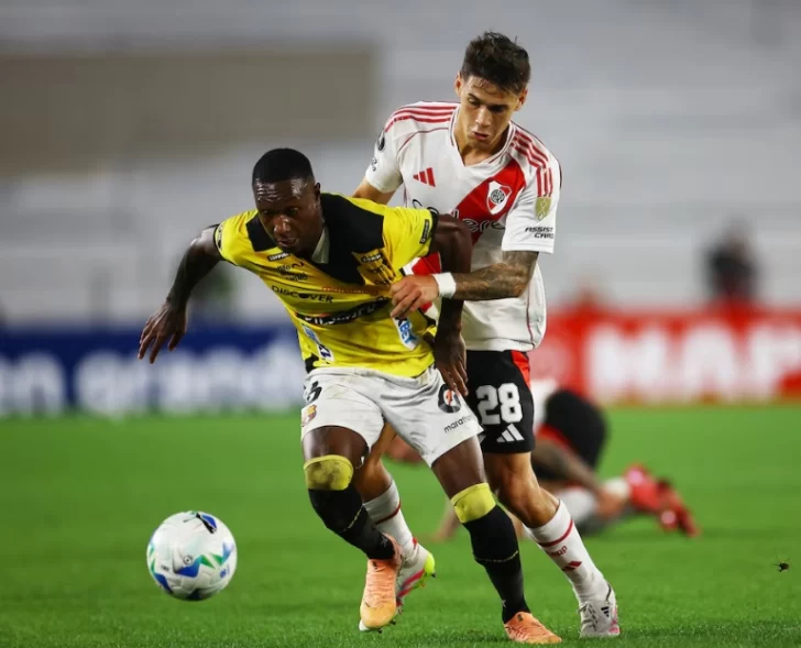 Con un penal errado, River terminó con las manos vacías ante Barcelona de Ecuador Con un penal errado, River terminó con las manos vacías ante Barcelona de Ecuador