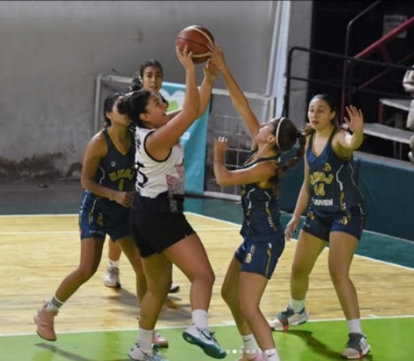 Superliga Femenina de Básquet: UNSJ jugó dos partidos el domingo en Mendoza, ambos con derrota