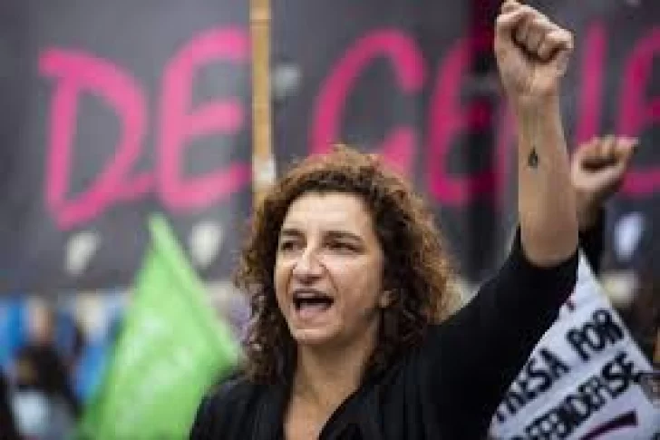 Diputada fue procesada y embargada