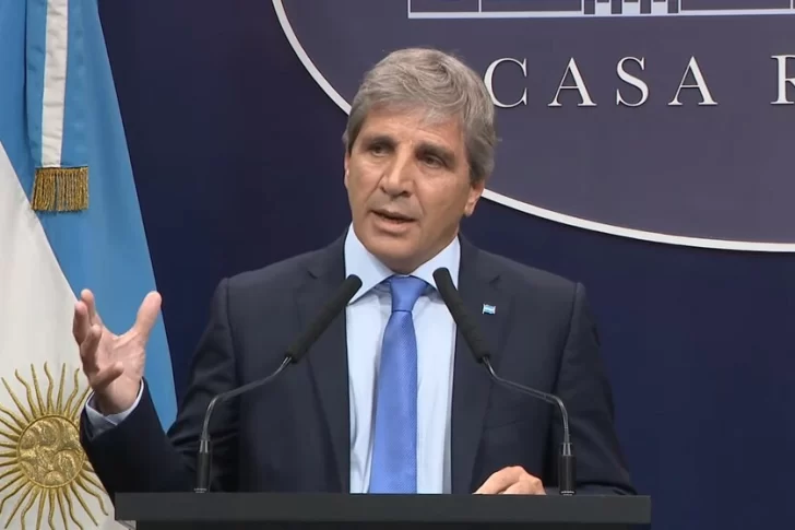 El Gobierno anunció que el lunes se levanta el cepo cambiario