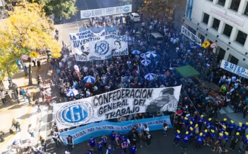 El Gobierno minimizó la marcha de la CGT: “La gente los detesta” El Gobierno minimizó la marcha de la CGT: “La gente los detesta”