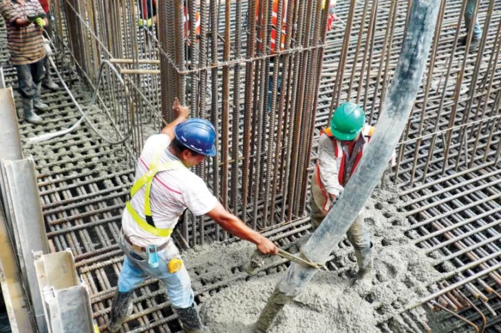 Cuál fue la evolución del empleo desde el inicio de la presidencia de Javier Milei: los sectores más castigados