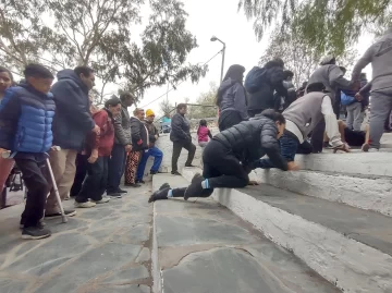 Unos 35.000 peregrinos visitaron la Difunta Correa durante Jueves y Viernes Santo Unos 35.000 peregrinos visitaron la Difunta Correa durante Jueves y Viernes Santo