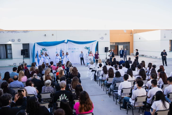 A 6 años de su muerte, nombraron “Licenciado Edgardo Mendoza” a una escuela de Chimbas A 6 años de su muerte, nombraron “Licenciado Edgardo Mendoza” a una escuela de Chimbas