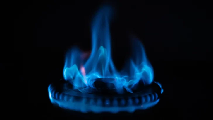 El Gobierno dispuso un nuevo aumento en la factura del gas: desde diciembre de 2023 los usuarios sufrieron subas del 1125%