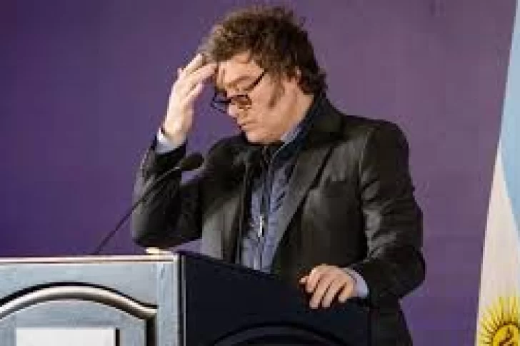 Del fiasco al papelón de Milei por la foto que no fue con Trump