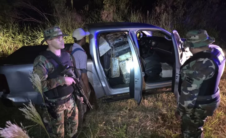 Incautaron una tonelada de marihuana valuada en más de 2.700 millones de pesos Incautaron una tonelada de marihuana valuada en más de 2.700 millones de pesos