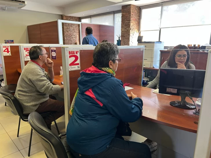 La moratoria de Rivadavia arrancó con todo: más de 2.000 vecinos se acercaron en la primera semana para regularizar deudas La moratoria de Rivadavia arrancó con todo: más de 2.000 vecinos se acercaron en la primera semana para regularizar deudas