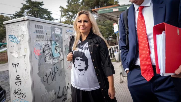 Juicio por la muerte de Diego Maradona: declaran las hermanas y Verónica Ojeda Juicio por la muerte de Diego Maradona: declaran las hermanas y Verónica Ojeda