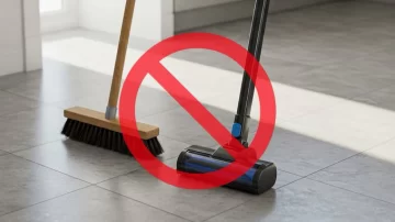 Ni escoba ni aspiradora: el método que elimina el polvo de los rincones en segundos