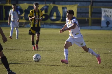 Colón perdió ante Atenas y Unión es único líder Colón perdió ante Atenas y Unión es único líder