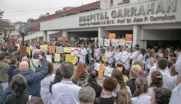Protesta de los médicos del Garrahan: el Gobierno anuncia un aumento salarial para los residentes