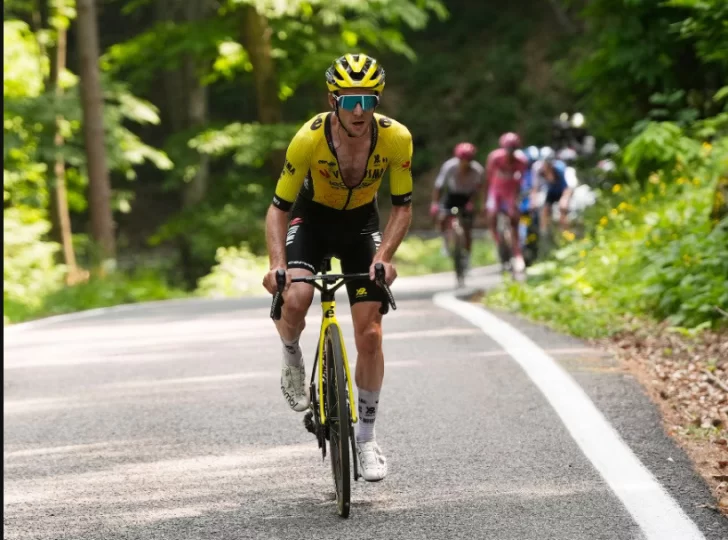 Yates metió un golpe de nocaut